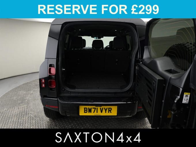 2025 Land Rover Defender 110
