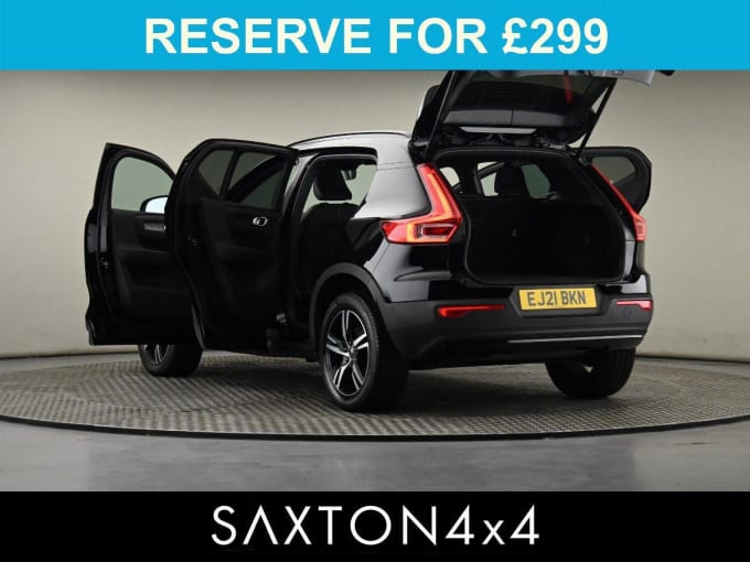 2025 Volvo Xc40