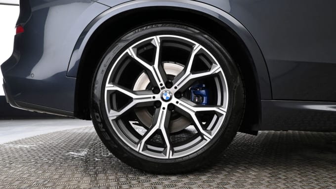 2025 BMW X5