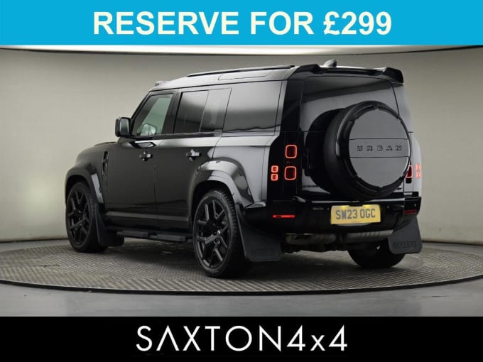 2025 Land Rover Defender 110