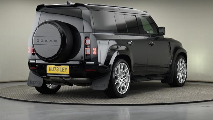 2025 Land Rover Defender 110