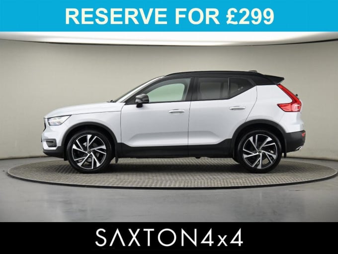 2025 Volvo Xc40