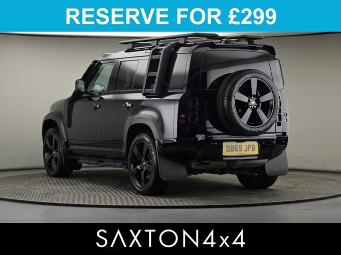 2025 Land Rover Defender 110