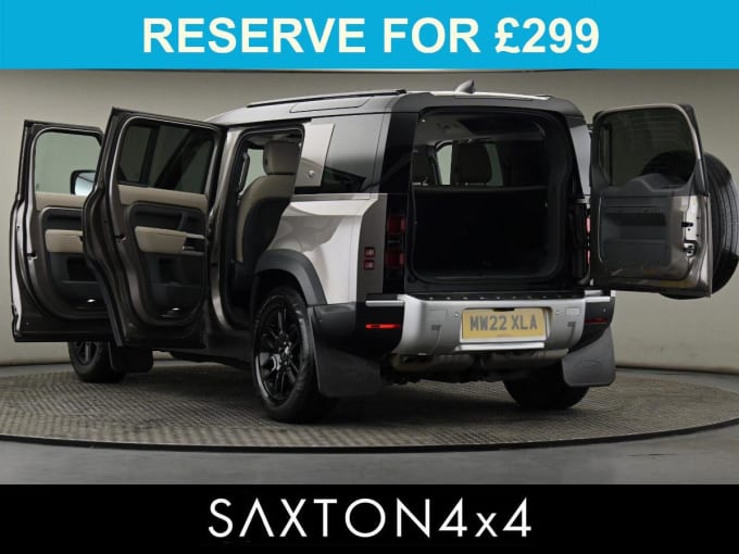 2025 Land Rover Defender 110