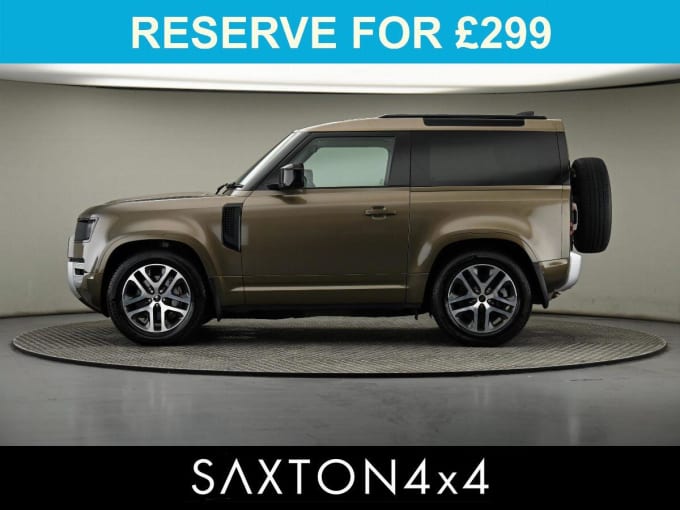 2025 Land Rover Defender 90