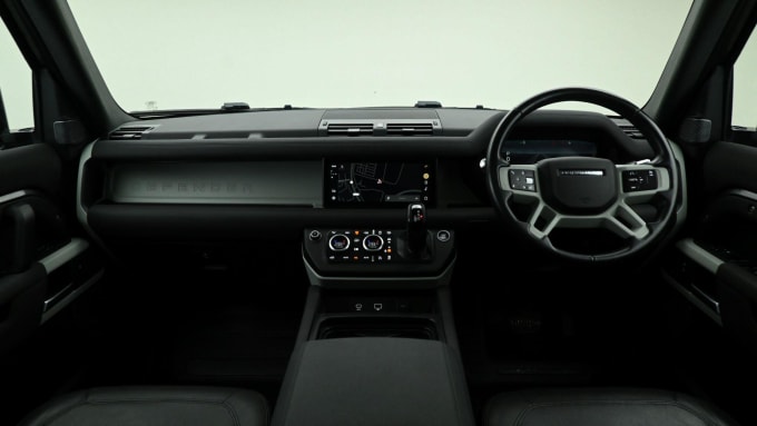 2025 Land Rover Defender 110