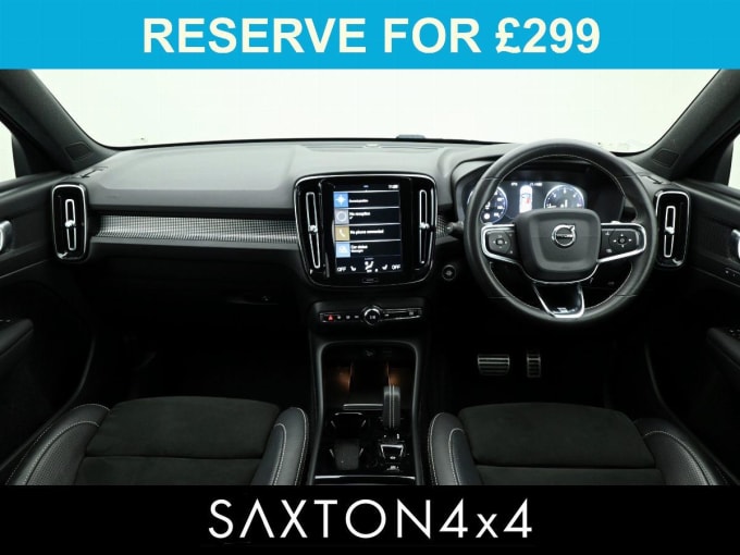 2025 Volvo Xc40