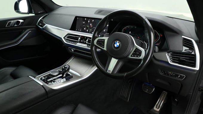 2025 BMW X5