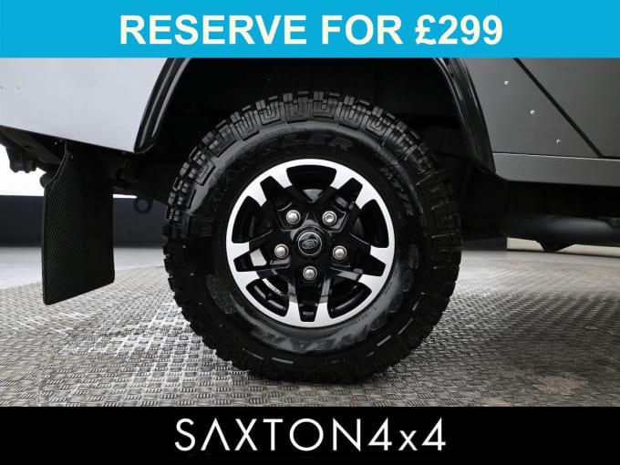 2025 Land Rover Defender 110