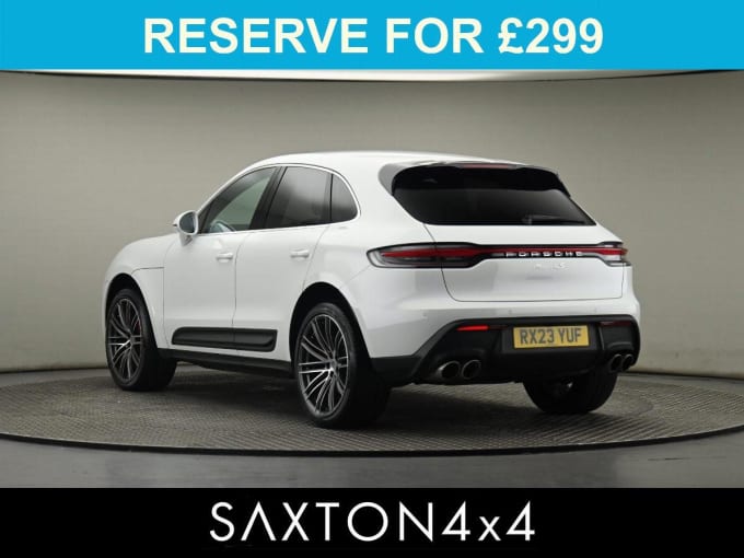 2025 Porsche Macan