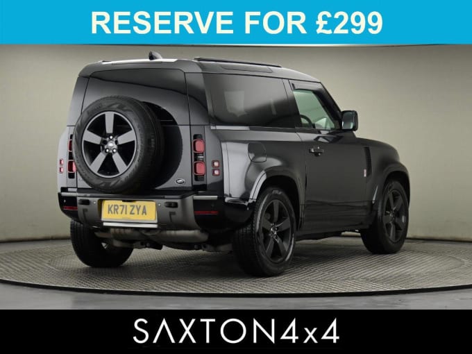 2025 Land Rover Defender 90