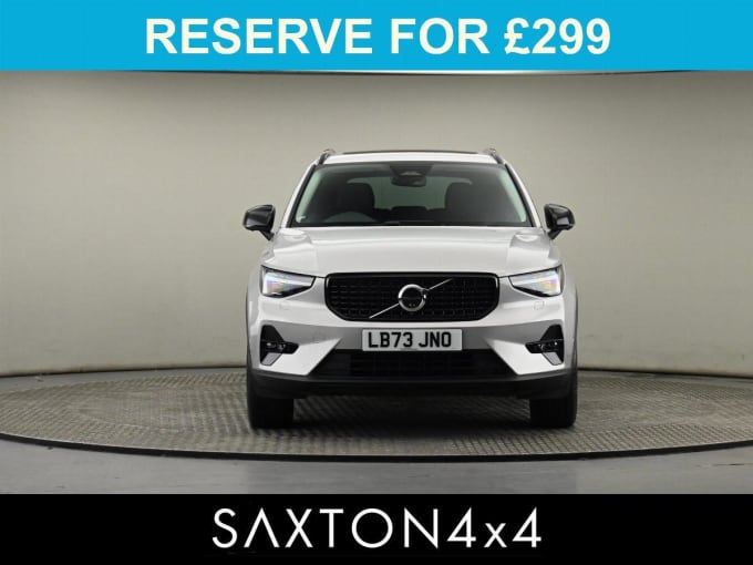 2025 Volvo Xc40