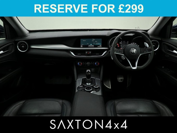 2025 Alfa Romeo Stelvio