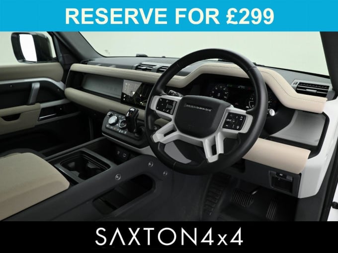 2025 Land Rover Defender 110