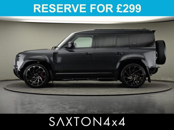 2025 Land Rover Defender 110