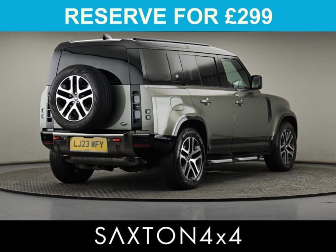 2025 Land Rover Defender 110