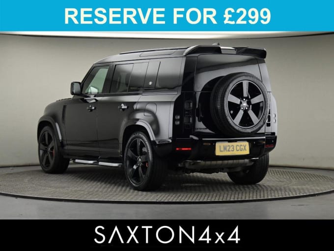 2025 Land Rover Defender 110
