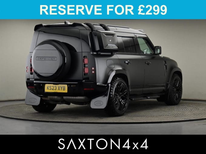 2025 Land Rover Defender 110