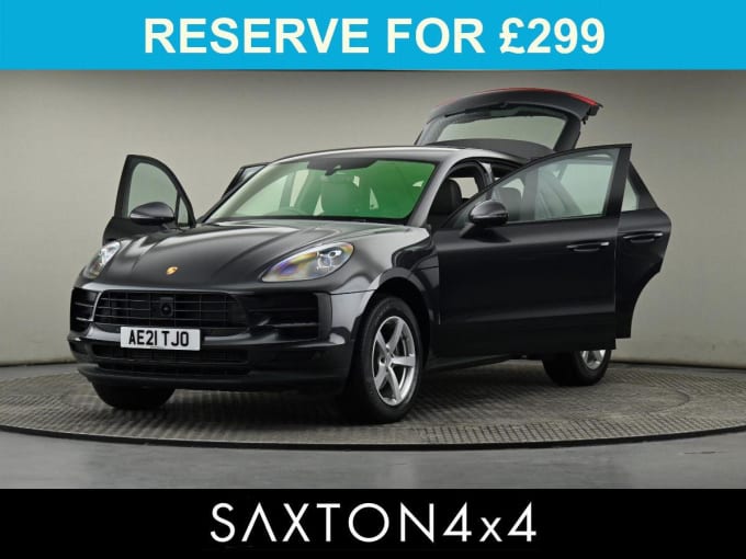 2025 Porsche Macan