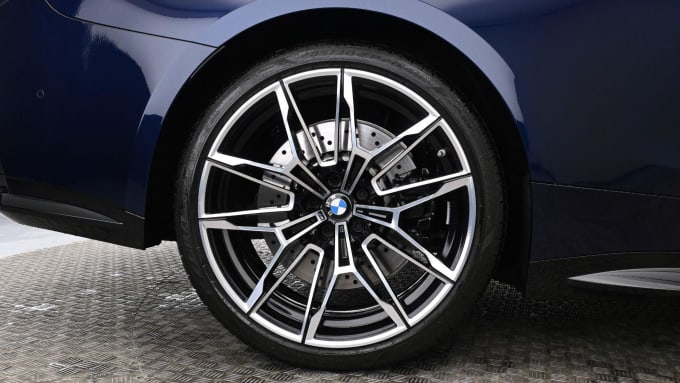 2025 BMW M4