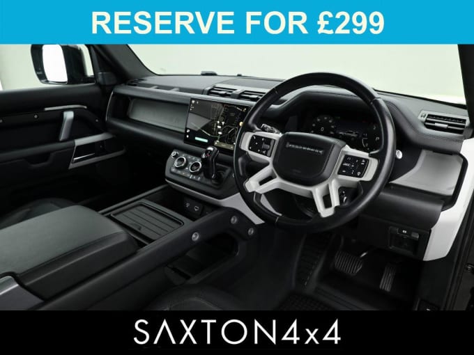 2025 Land Rover Defender 90