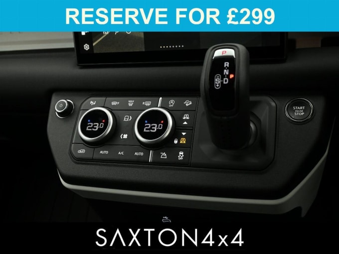 2025 Land Rover Defender 90