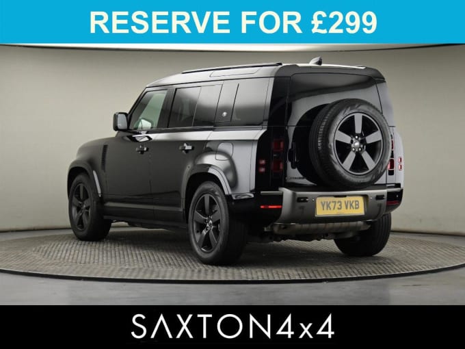 2025 Land Rover Defender 110