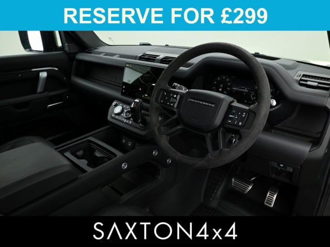 2025 Land Rover Defender 110