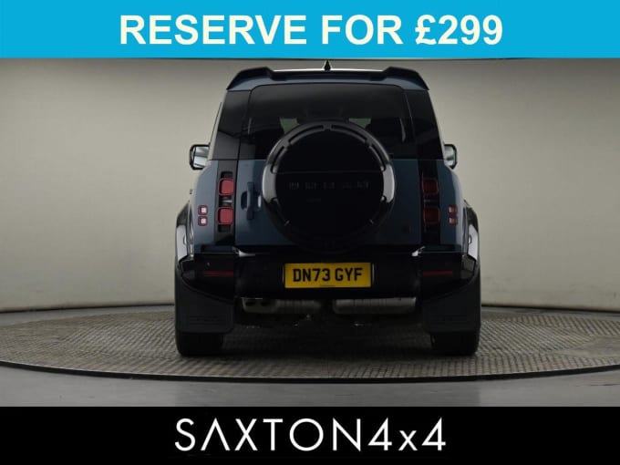 2025 Land Rover Defender 110