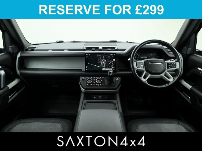 2025 Land Rover Defender 90