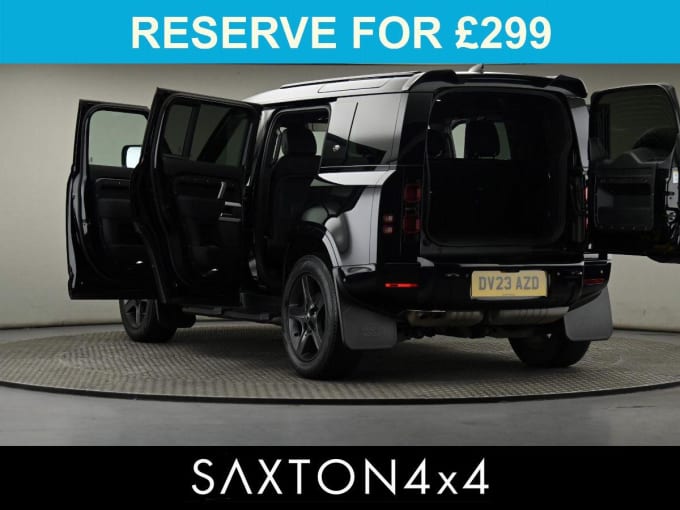 2025 Land Rover Defender 110