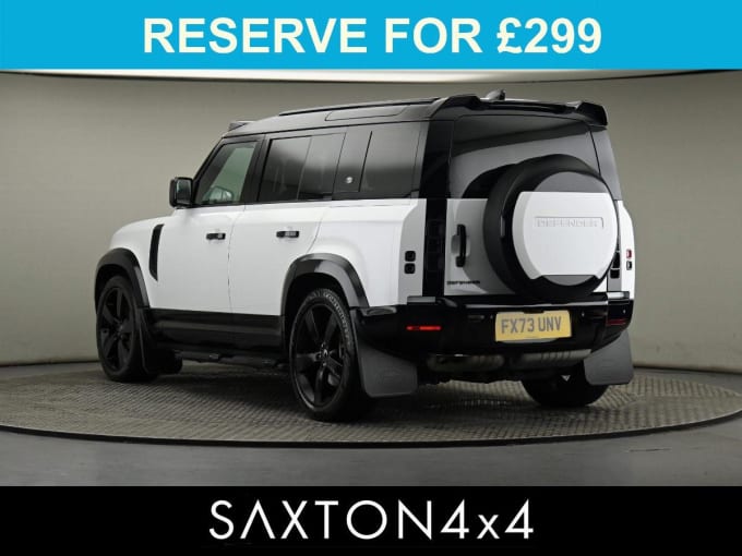 2025 Land Rover Defender 110