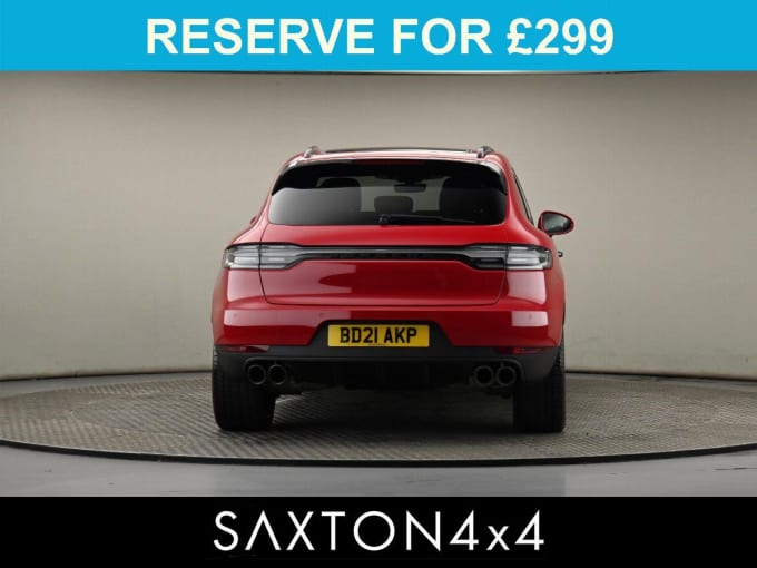 2025 Porsche Macan