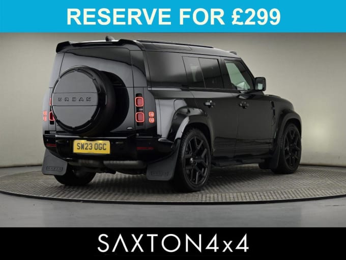 2025 Land Rover Defender 110