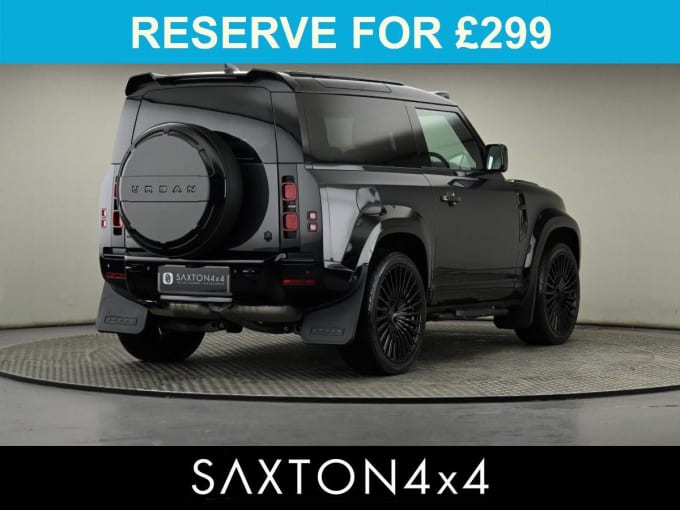 2025 Land Rover Defender 90