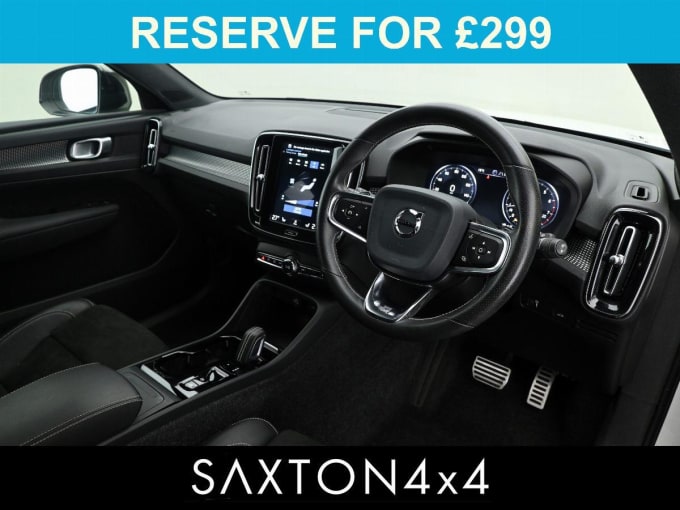 2025 Volvo Xc40