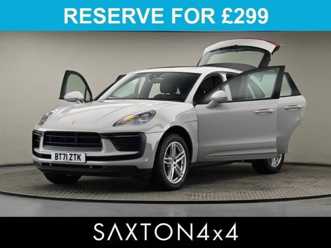2025 Porsche Macan