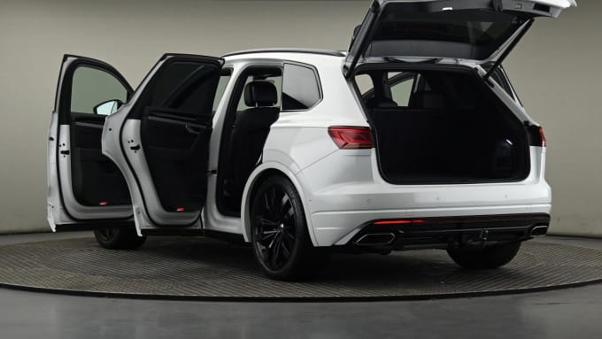 2025 Volkswagen Touareg