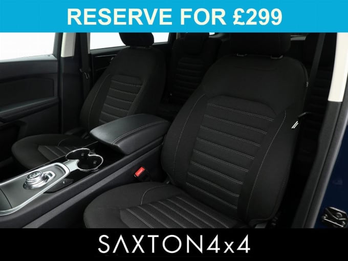 2025 Ford S-max