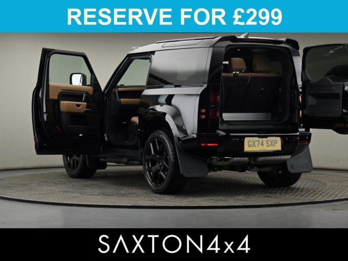 2025 Land Rover Defender 90