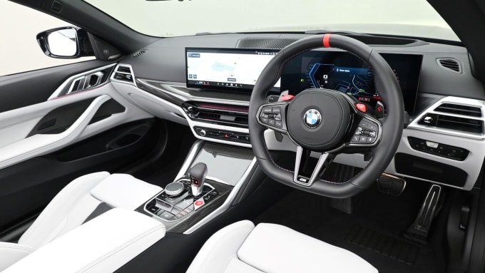 2025 BMW M4