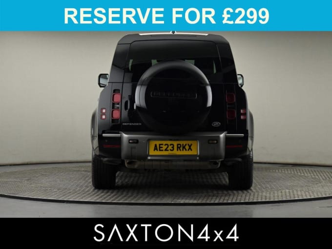 2025 Land Rover Defender 130