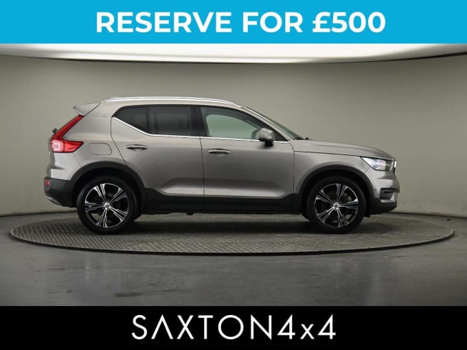 2025 Volvo Xc40