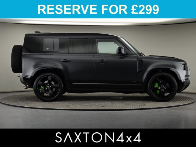 2025 Land Rover Defender 110