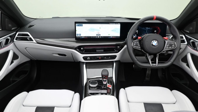 2025 BMW M4