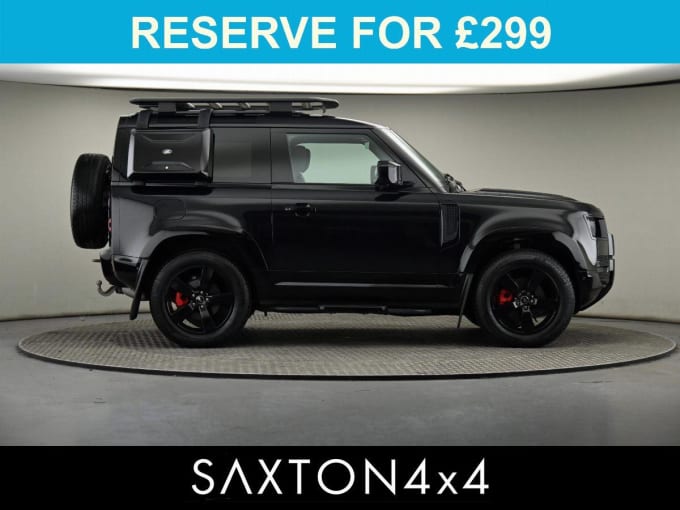 2025 Land Rover Defender 90