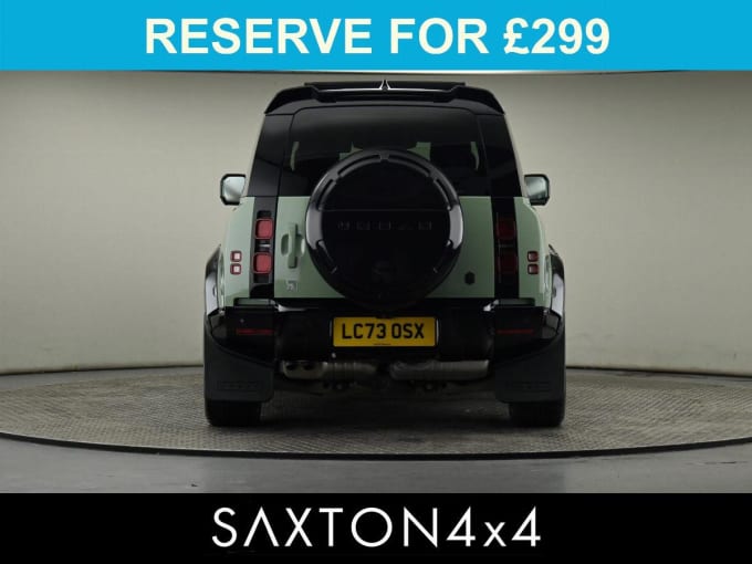 2025 Land Rover Defender 90