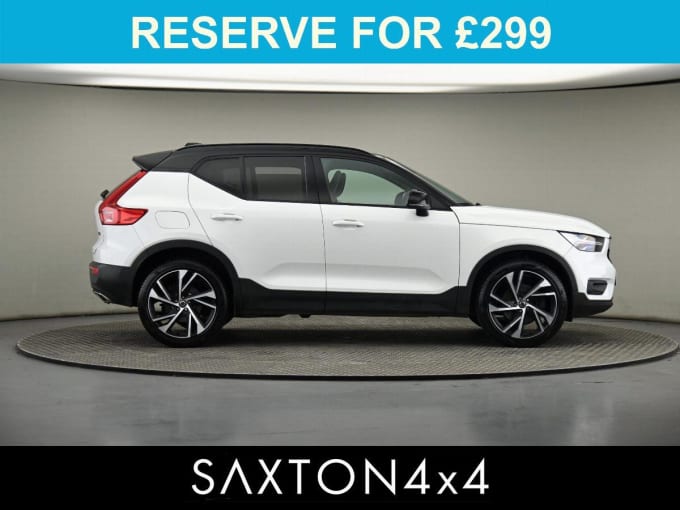2025 Volvo Xc40