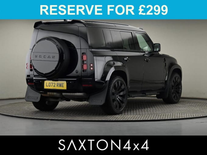 2025 Land Rover Defender 110