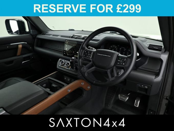 2025 Land Rover Defender 90